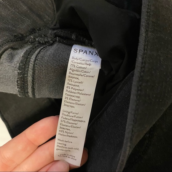 Spanx Black Distressed Pull On Skinny Jeans - Picture 9 of 9